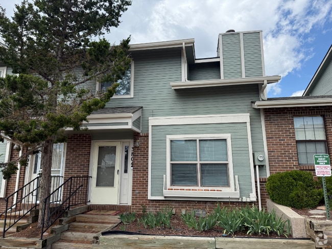 Building Photo - 3804 Smoke Tree Dr Rental