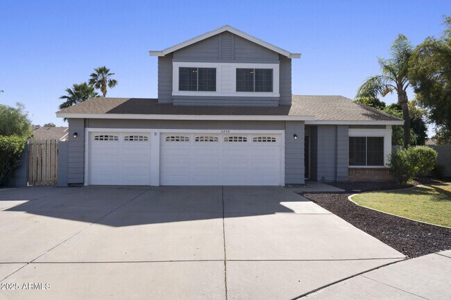 Photo - 2826 N Villas Ct House