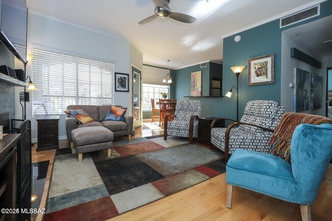 1500 E Pusch Wilderness Dr Unit 13205