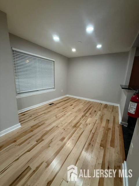 Photo - 45 Chatham Square