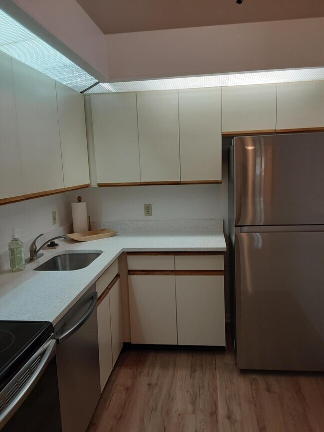 Photo - 1100 Duncan Cir Unit 201