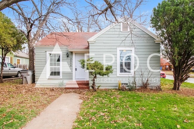 Building Photo - 2515 Bridwell St