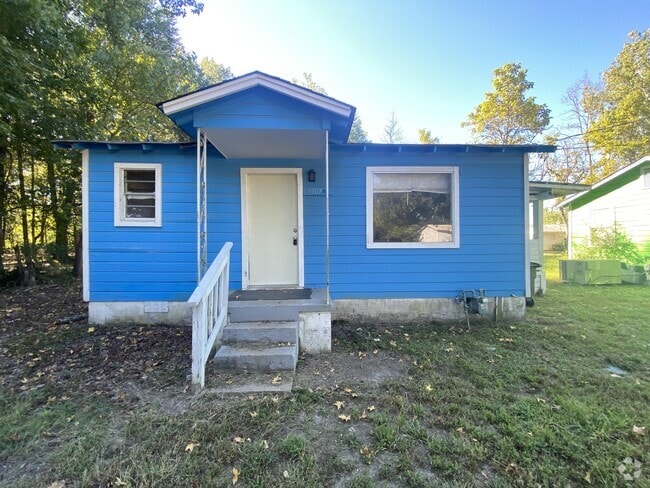 Building Photo - 1107 S Rd Rental