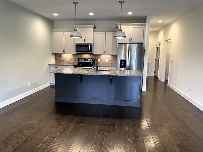 Kitchen - 248 Cypress Rdg