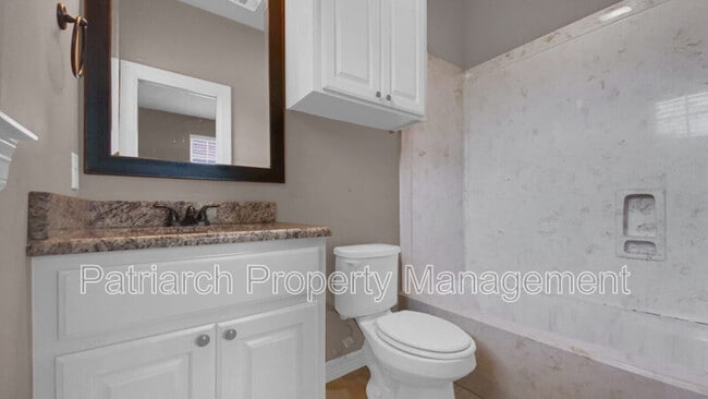 Photo - 1319 Foster Ave