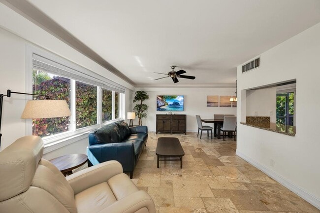 Photo - 1771 NE 35th St
