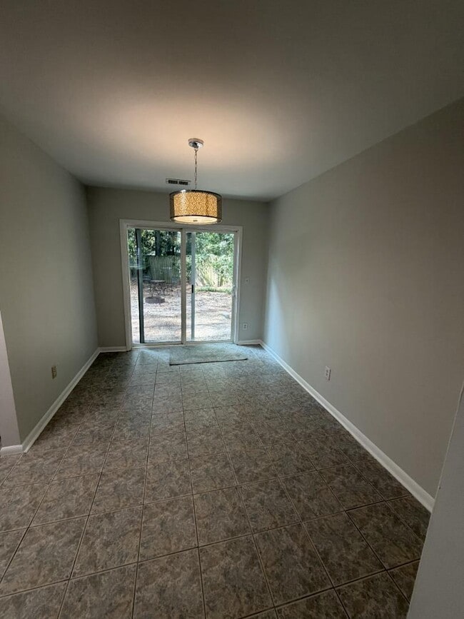 Photo - 1223 Meadow Park Ln