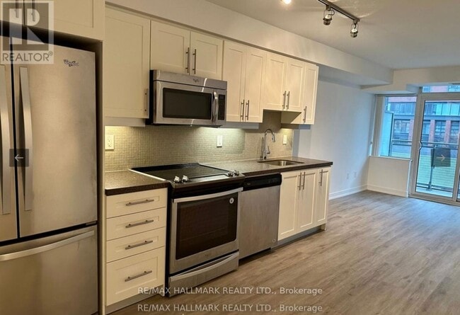 Photo - 525 Adelaide St W Unit 622