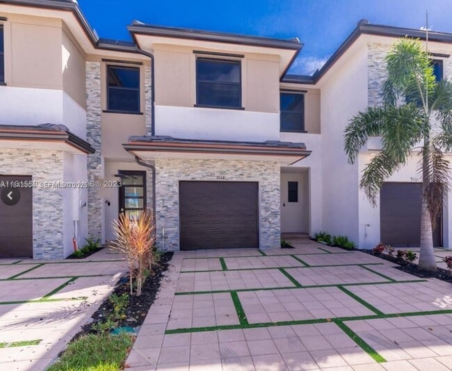 Photo - 9113 NW 159th St