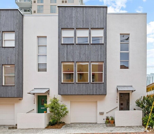 Building Photo - 106 Fareham Pl N Rental