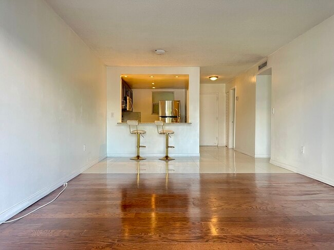 Photo - 3527 NE 168th St Unit 303