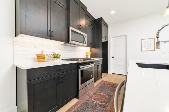 Photo - Low Maintenance Meridian Townhome!