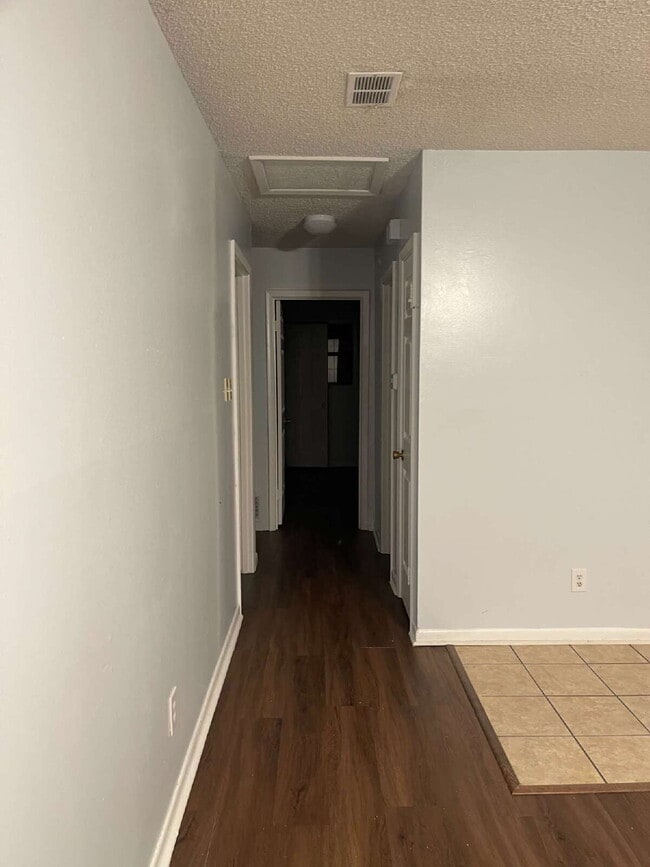 Photo - "Charming 3-Bedroom Home in Jonesboro - Co...