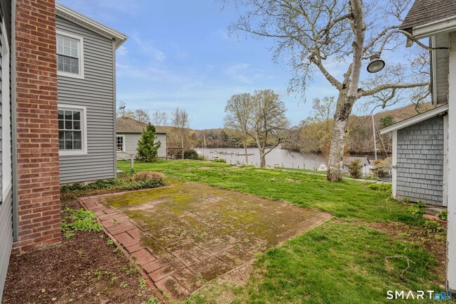 Photo - 260 Hamburg Rd