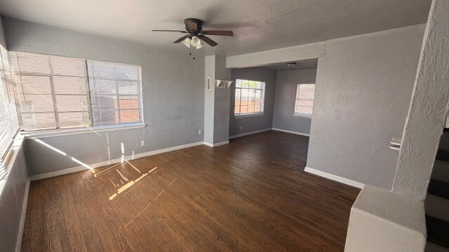 Photo - 2-Bedroom Townhome with Wood Floors Unidad Apt. 10