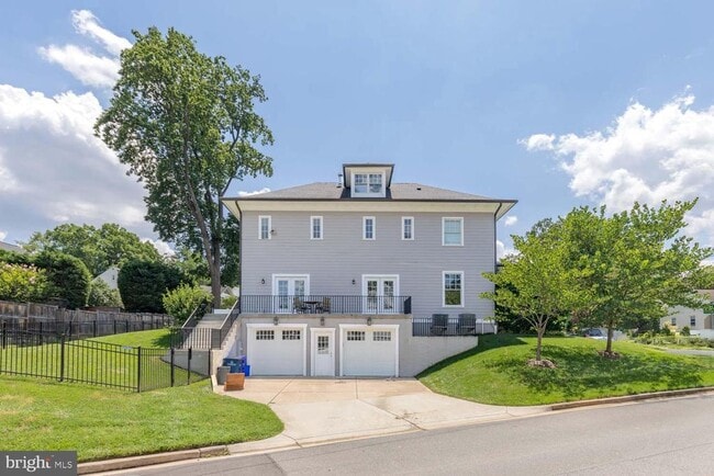 4917 Bayard Blvd