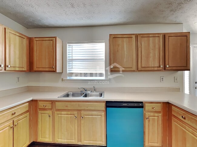 Photo - 750 Compton Ln