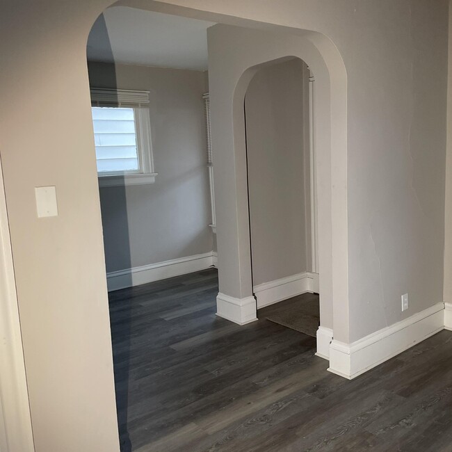 Photo - 2021 N 38th St