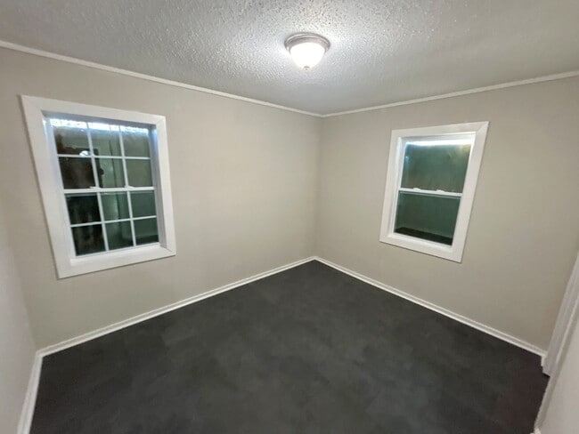 Photo - 2971 Forrest Ave