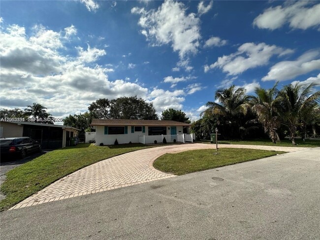Photo - 7880 NW 11th St