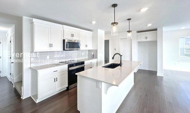 Photo - 27605 E Red Fox St