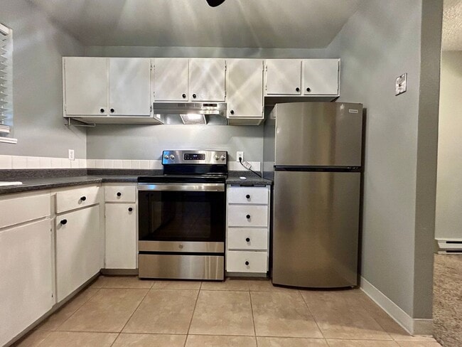 Photo - FIRST MONTHS RENT FREE! Welcome to your new home!