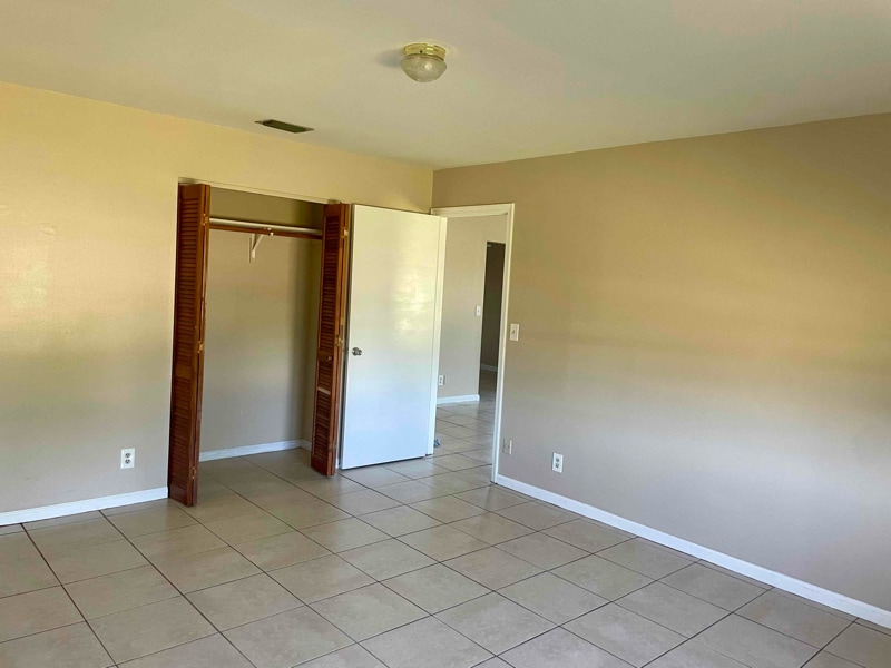 Photo - 1570 E Breezy Ln