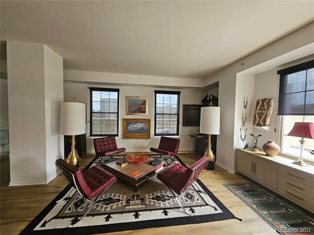 Building Photo - 475 W 12th Ave Unit 3D