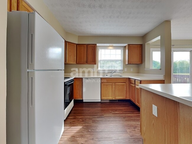 Photo - 10103 Edgerton Dr