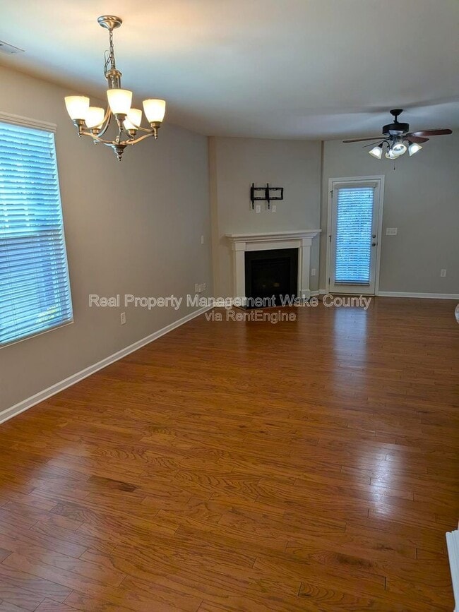 Photo - 772 Treviso Ln