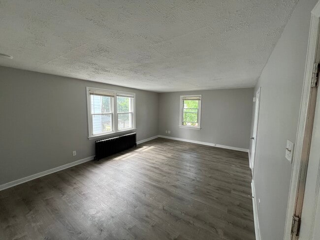 Photo - 420 Cinnaminson Ave Unidad 3