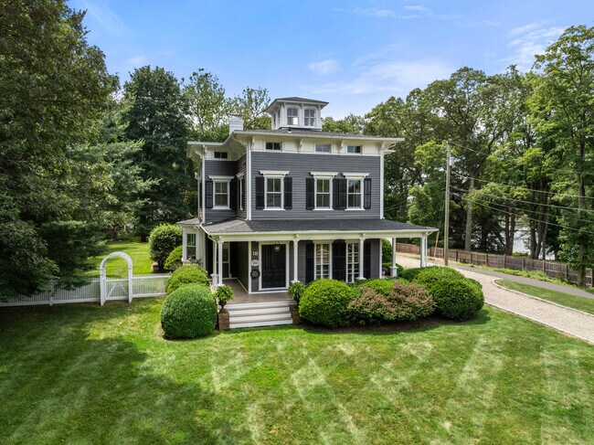 Photo - 18 Bridge St