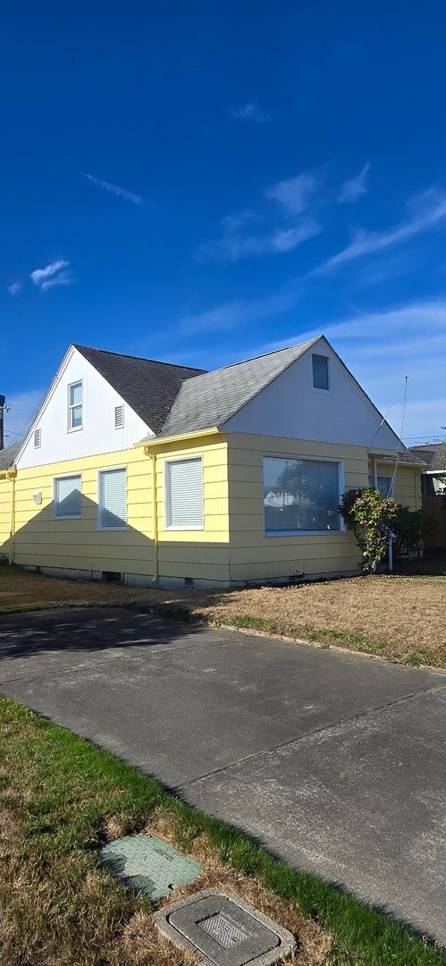 Photo - 714 Georgiana St Unit A