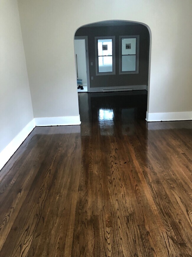 Photo - SECTION 8 ACCEPTED!!! Glen Park! Original ...