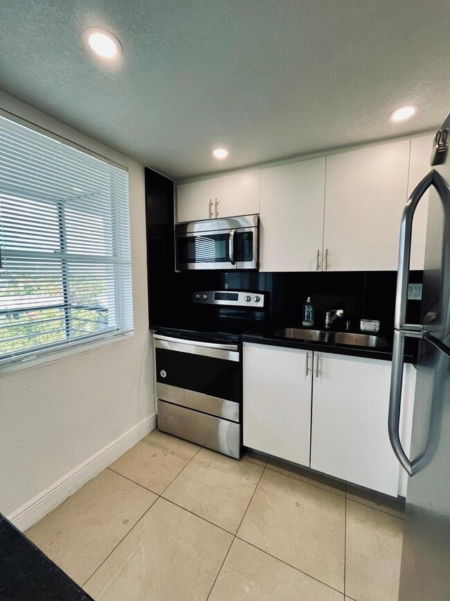 Photo - 1750 115th NE St Unit 608
