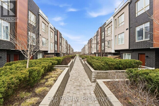 Photo - 1357 Neilson Rd