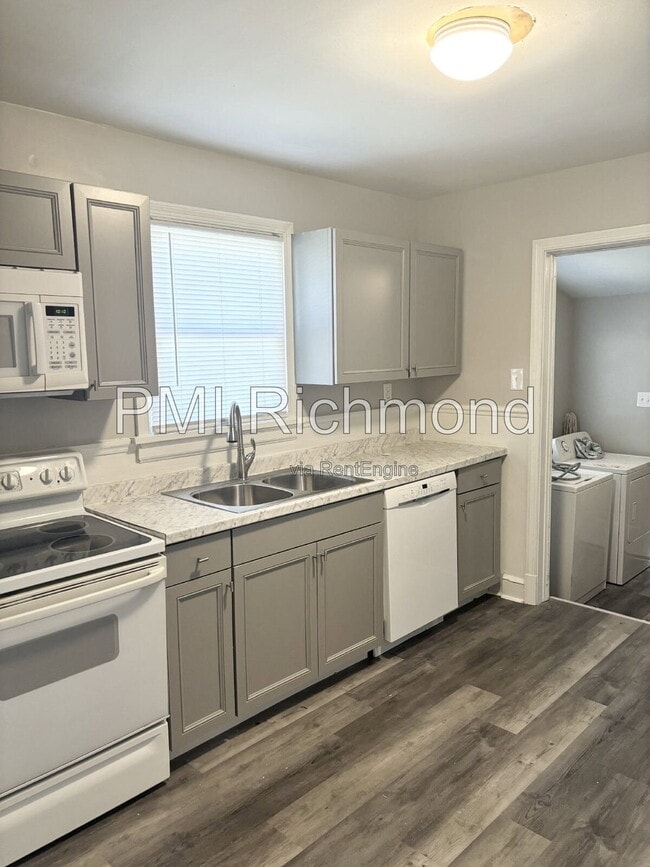 Photo - 5231 Rockland Rd