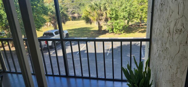 490 NW 20th St Unidad 210