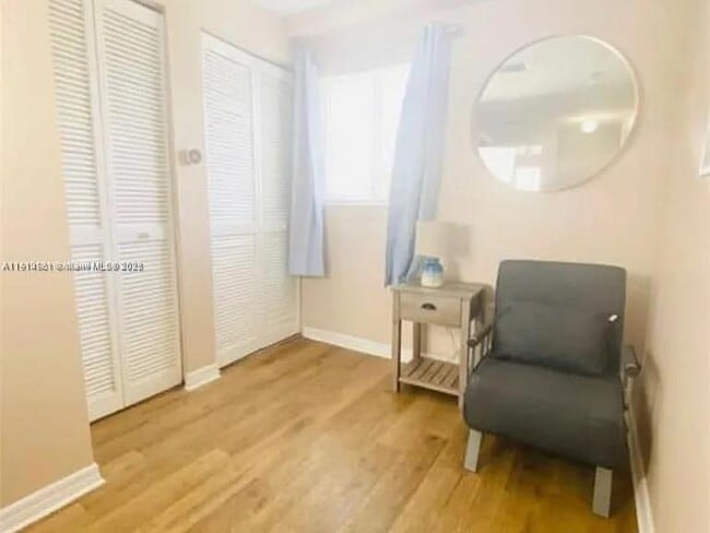 Photo - 821 SW 2nd St Unit 5