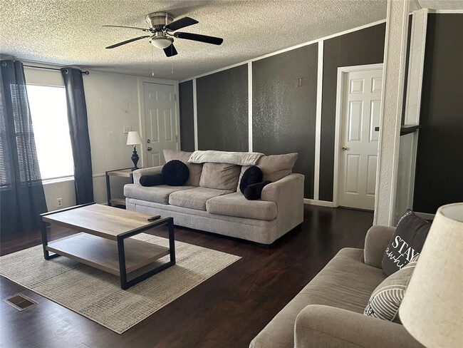 Photo - 3234 Cantabrian Dr
