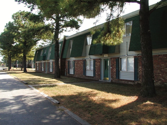 Photo - 2718 Claudette Rd