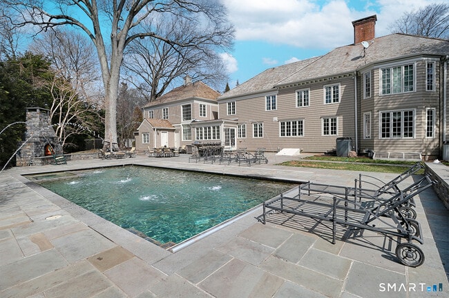 Photo - 278 Sunnieholme Dr