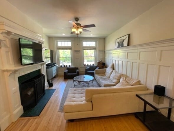Photo - 1793 Beacon St Unidad 3