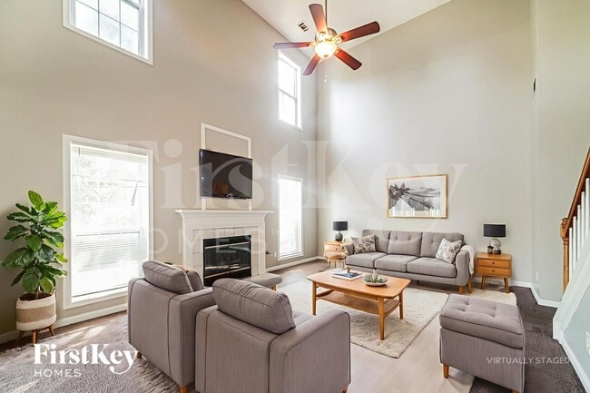 Photo - 265 Meadow Crest Way