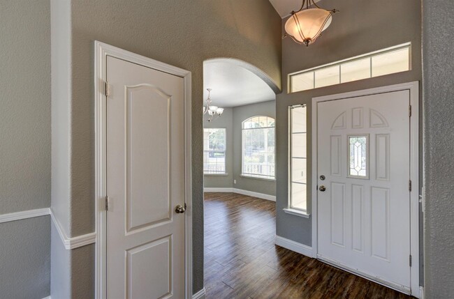 Photo - 4666 W Oswego Ave