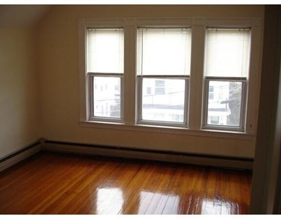 Photo - 19 Curtis St Unit 2