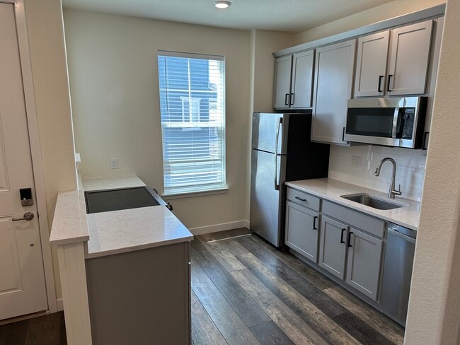 Photo - 8781 S Wenatchee Ct