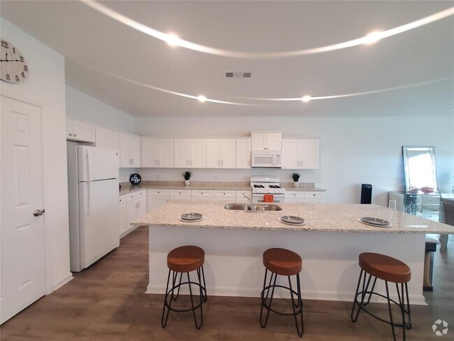 Building Photo - 11123 Beverley Pk St Rental