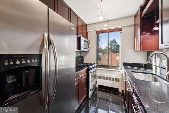 Photo - 5410 Connecticut Ave NW Unit 315