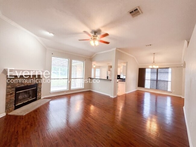 Photo - 2315 Chestnut Path